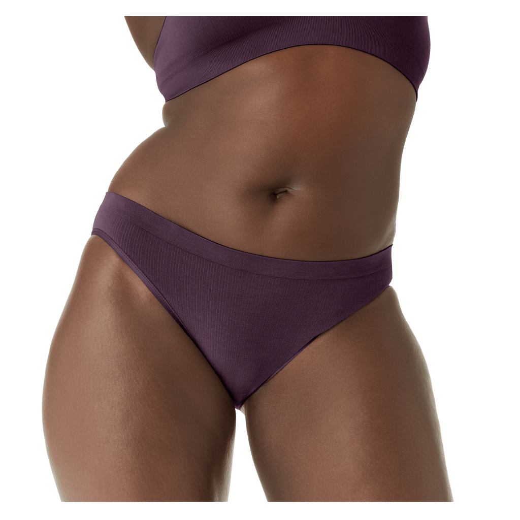 https://images.ctfassets.net/09hbx69ra4p2/2BqnPmMHPhyYdYNmhjczVb/a2283996c42b223d55cc40f022719c71/9337-autumnfig-adult-female-onmodel-1-transparent.png